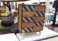 Enggak Hanya Pakaian, Furnitur ini Tampil Cantik dengan Motif Batik