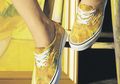 Tak Hanya Dipajang di Dinding, Lukisan Van Gogh Kini Muncul di Sneakers!
