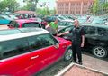 Mercedes Benz Ini Hanya Laku Rp1,7 Juta di Pasar Lelang Malaysia, Wow!