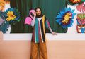 Inspirasi Gaya Hijab dengan Kemeja Colorful ala Selebgram Tasya Kissty