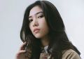 Gaya Rambut Isyana Sarasvasti Jelang Tampil di Closing Ceremony Asian Games 2018, Cantik dan Mudah Kamu Tiru!