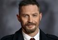 Kembali Dapat Peran Gahar, Tom Hardy Jadi Bos Gangster Al Capone di Film Terbaru