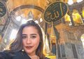 Dibully Karena Tak Berhijab di Hagia Sophia, Begini Cara Prilly Menyimpan Koleksinya!