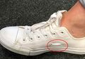 Cuma Sneakershead Sejati Yang Tahu Fungsi Lubang Di Samping Sepatu Converse Ini