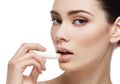 Rekomendasi Produk Lip Balm yang Dipercaya Mencerahkan Bibir Kusam