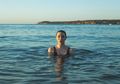 Suka Berenang? Hati-Hati Risiko Terinfeksi Clam Digger’s Itch
