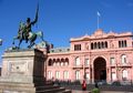 Buenos Aires, Ibukota Argentina yang Kantor Kepresidenannya Beraura Feminim dan Berwarna Pink!