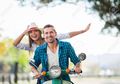 Waktu Ideal Berpacaran hingga Pas untuk Menikah dengan Si Dia