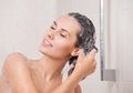 Campurkan Garam ke Sampo untuk Atasi 3 Masalah Utama Rambut, Tak Perlu ke Salon Mahal!