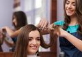 Yuk, Segera Potong Rambut Kita Kalau Sering Merasakan 6 Hal Ini!