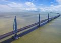 Mega Proyek China: Jembatan Terpanjang di Dunia akan Segera Dibuka, Ada Terowongan Bawah Lautnya!
