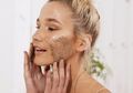 Rekomendasi 4 Scrub Wajah Brand Lokal yang Bisa Bikin Wajah Glowing