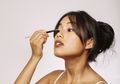 Tutorial Makeup Natural yang Nggak Ribet Pakai 4 Produk Saja