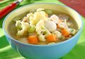 Hangat Gurihnya Sop Kembang Kol Telur Puyuh Ini Bikin Rileks Tubuh Saat Weekend