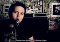 Bagaimana Adam's Song dari Blink-182 Bisa Membantu Orang Melewati Masa Depresi