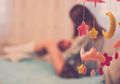 Payudara Moms Kendur Karena Menyusui Si Kecil, 8 Cara Alami Ini Dapat Mencegahnya
