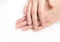Cara Memutihkan Kulit Jari Tangan yang Belang dengan Bahan Alami