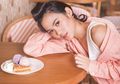 5 Aktris Indonesia yang Memulai Kariernya Sebagai Penyanyi. Favorit!