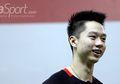 Kevin Sanjaya Kedapatan Bertingkah Nyeleneh di Podium Denmark Open 2018, Netizen : Ada Aja Tingkahnya