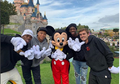 Liburan, Empat Pemain Muda Timnas Prancis Kunjungi Disney Land Paris