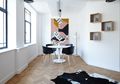 Ingin Ruang Lebih Hidup? Ini Tips Memberi Aksen Furnitur dari Desainer