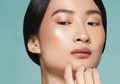 Tampil Glowing saat Puasa dengan Rekomendasi 5 Produk Highlighter yang Bikin Wajah Terlihat Makin Segar #DirumahAjaBisaCantik