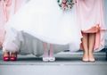 Pengantin ini Diam-diam 'Bikin Gemuk' Bridesmaid-Nya Karena Takut Kalah Cantik