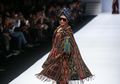 Jakarta Fashion Week 2019 : Keseruan Cerita Anne Avantie dengan Susi Pudjiastuti Dalam Pagelaran Busana Badai Pasti Berlalu