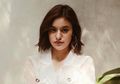 6 Gaya Selebgram Andira Hadley dengan Outfit Putih yang Cocok Buat Akhir Pekan