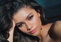 3 Rekomendasi Lipstik Lokal Glossy Warna Peach Untuk Tampil Natural ala Zendaya