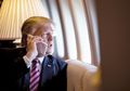 President Trump Keluhkan Tombol "Home" iPhone yang Hilang