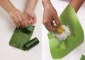 Tips Membungkus Makanan dengan Daun Pisang, Ini Perbedaan Membungkus dengan Daun Pisang Muda dan Tua!