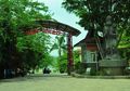 Wisata Goa Kreo, Sensasi Liburan Murah dengan Ratusan Kera Sekaligus Waduk yang Indah