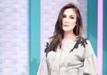 Sambil Kunyah Permen Karet, Luna Maya Ungkap Alasan Orang Tua Reino Barrack Tak Setujui Hubungannya