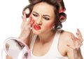 4 Kesalahan Dalam Makeup yang Bisa Membuat Riasan Terlihat Tua