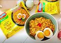 Ternyata Mi Goreng Pasta Telur Asin Segitu Enaknya, Bro. Bikin Lidah Update Status!