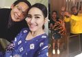 Dikabarkan Menjalin Hubungan Spesial dengan Ayu Ting Ting, Intip Gaya Produser Film Fransen Susanto Saat Kulineran