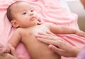 Bayi Ini Alami Gangguan Hati, Ternyata Gara-gara Diolesi Minyak Gosok oleh Ibunya, Kok, Bisa?