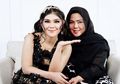 Keponakan Dewi Perssik Ditawar Rp 1 Juta, Ibunda Meldi Sumpahi Warganet Mati