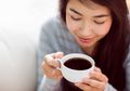 Kebiasaan Minum Kopi Bisa Sebabkan Hipertensi Bagi Kaum Milenial