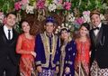 Kenakan Adat Jawa Nuansa Ungu, Teuku Ryan dan Cut Keke Jadi Pengantin!