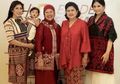 Ani Yudhoyono dan Annisa Pohan Suka Kain Tenun Pengaruh dari Keluarga