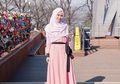 Inspirasi Dress Hijab Kekinian ala Anisa Rahma yang wajib Dimiliki