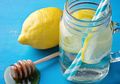 Minum Air Hangat Perasan Lemon Katanya Menyehatkan, Nyatanya Membuat Gigi Bermasalah
