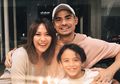 Dukung Noah Sinclair yang Sedang Pentas, Bunga Citra Lestari Sampai Ikut Naik ke Atas Panggung!