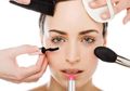 Walaupun Aneh, 8 Trik Kecantikan Ini Ternyata Bisa Berhasil, Lho!