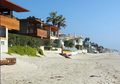 5 Tips Beli Rumah di Dekat Pantai, Bisa Jadi Aset Properti Penghasil Uang