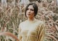 Inspirasi Tampil Elegan dengan Kebaya dan Rok Batik ala Jessica Mila