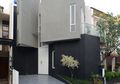 Lahan yang Terbatas Serta Arah Hadap Rumah yang Salah, Ini Trik Cerdas Renovasinya