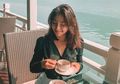 Nikita Willy Mandi di Kolam Wine di Jepang, Bisa Jadi Destinasi Liburan nih!